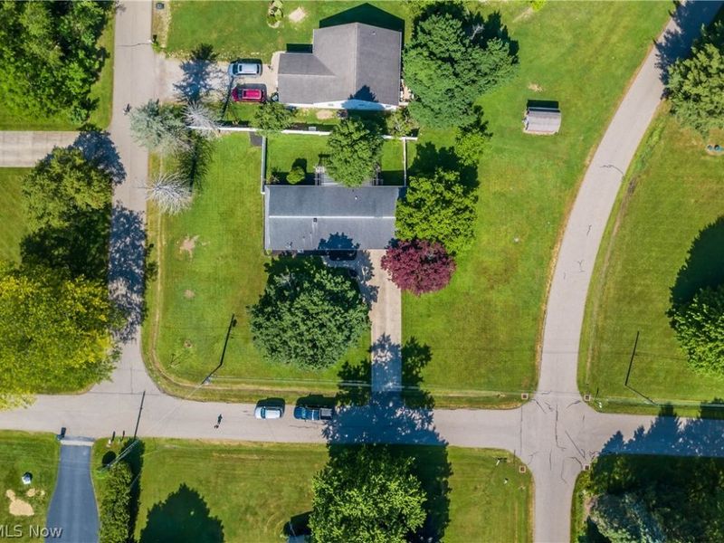 11255 Eleanor Avenue NE, Hartville, OH 44632 Photo 32