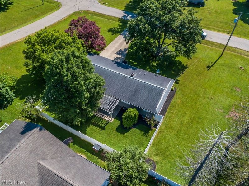 11255 Eleanor Avenue NE, Hartville, OH 44632 Photo 33