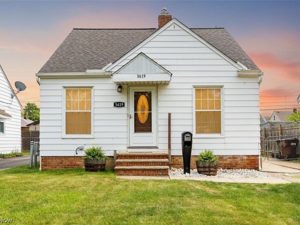 3419 Maplecrest Avenue , Parma, OH 44134