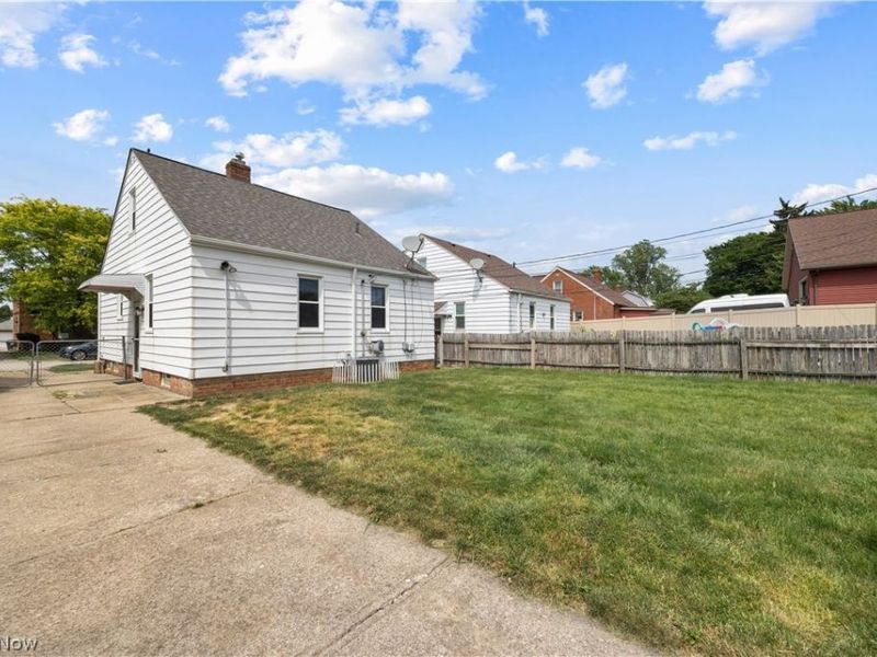 3419 Maplecrest Avenue , Parma, OH 44134 Photo 34
