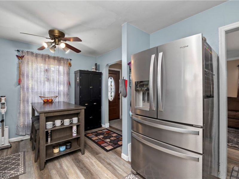 3419 Maplecrest Avenue , Parma, OH 44134 Photo 6