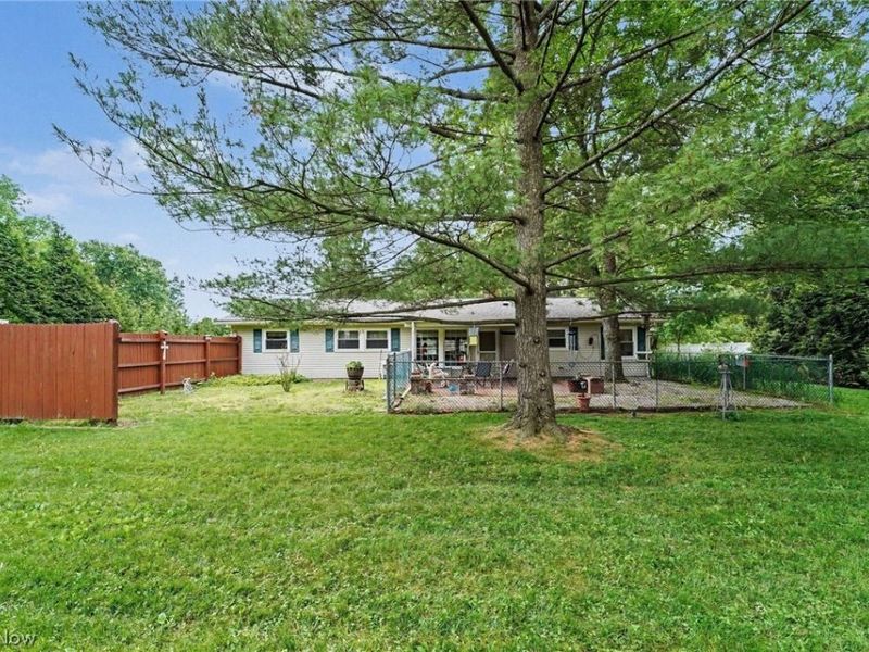 693 Woodbrook Road , Cuyahoga Falls, OH 44223 Photo 24