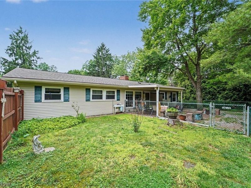 693 Woodbrook Road , Cuyahoga Falls, OH 44223 Photo 25