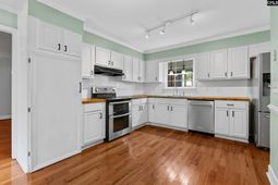 3525 Greenway Drive  photo 4