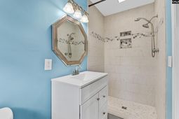 3525 Greenway Drive  photo 4