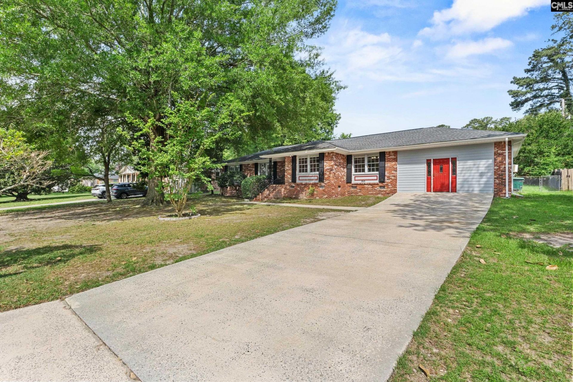 3525 Greenway Drive  Photo 6