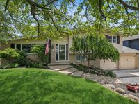 585 Killarney Pass Circle, Mundelein, IL 60060 primary photo