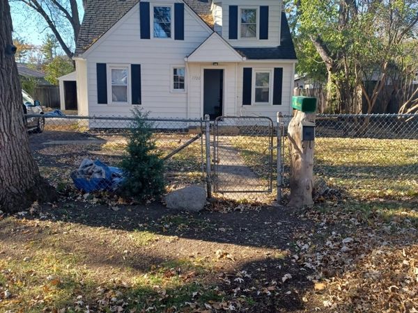 1720 Hiawatha Trail , Round Lake Heights, IL 60073