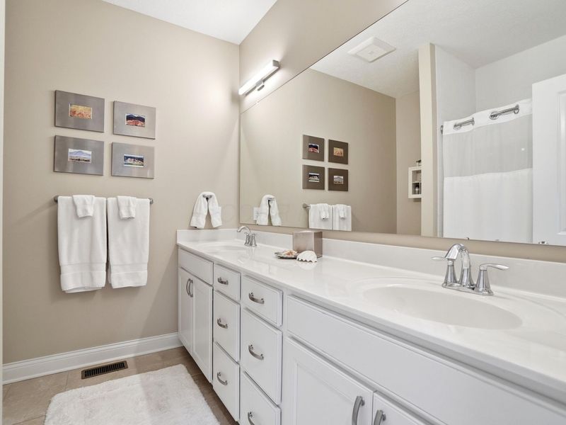 4198 Troutbrook Drive , Unit 126, Dublin, OH 43017 Photo 46