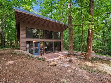 179 Hickory Pond Road, Chapel Hill, NC 27517