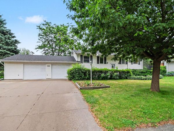 236 Strese Lane, Apple Valley, MN 55124