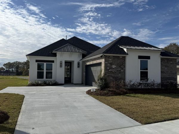 1516 Frankel Ave, Zachary, LA 70791