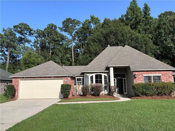 421 GREENFIELD Drive, Mandeville, LA 70448