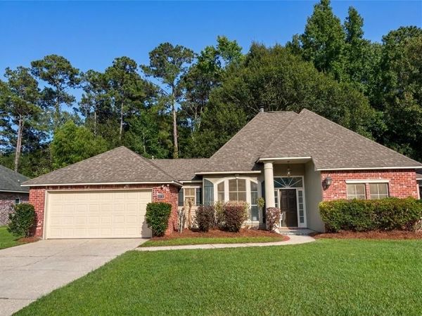 421 GREENFIELD Drive, Mandeville, LA 70448