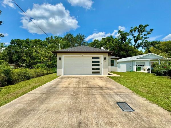 8424 N PACKWOOD AVENUE , TAMPA, FL 33604