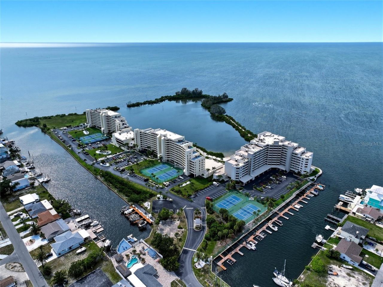 6035 Sea Ranch Drive , Unit 902, Hudson, FL 34667 Photo