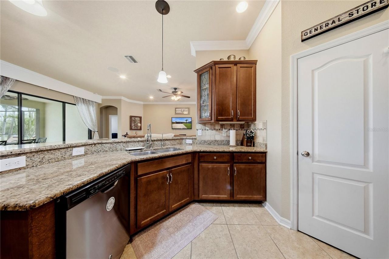 354 Hope Bay Loop, Apollo Beach, FL 33572 Photo