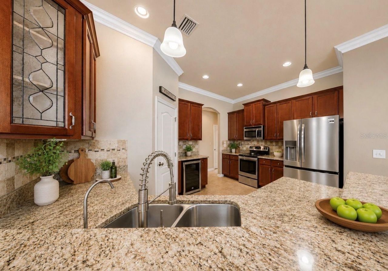 354 Hope Bay Loop, Apollo Beach, FL 33572 Photo