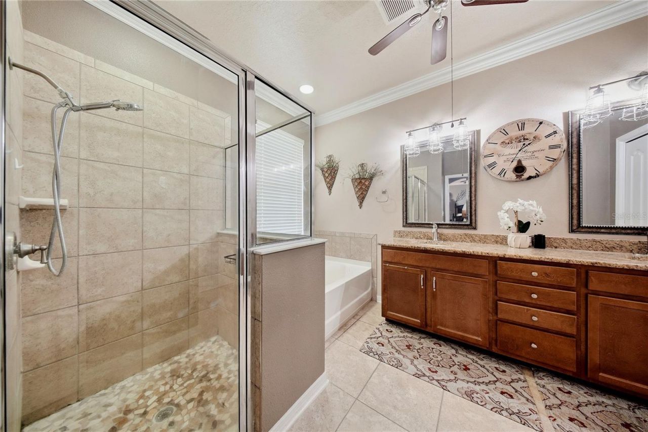354 Hope Bay Loop, Apollo Beach, FL 33572 Photo