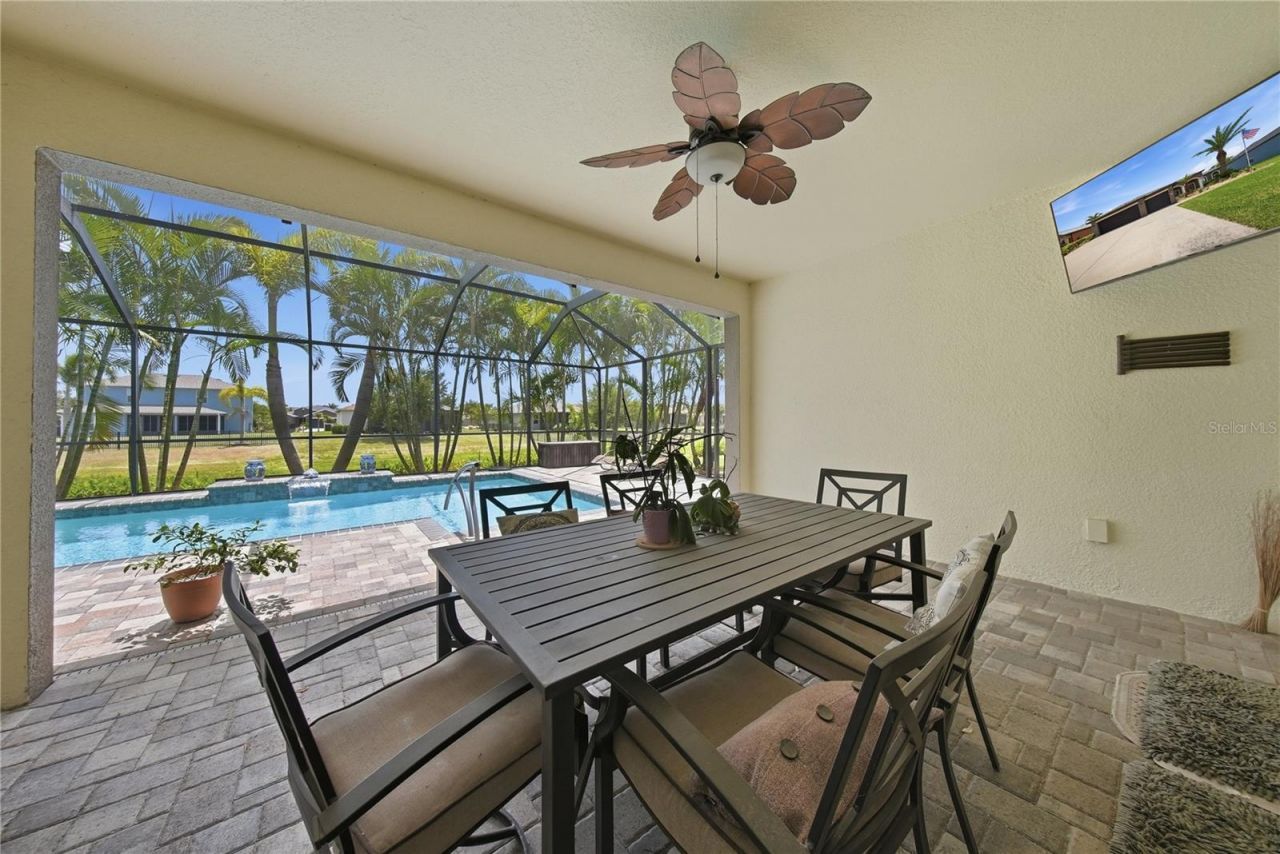 354 Hope Bay Loop, Apollo Beach, FL 33572 Photo