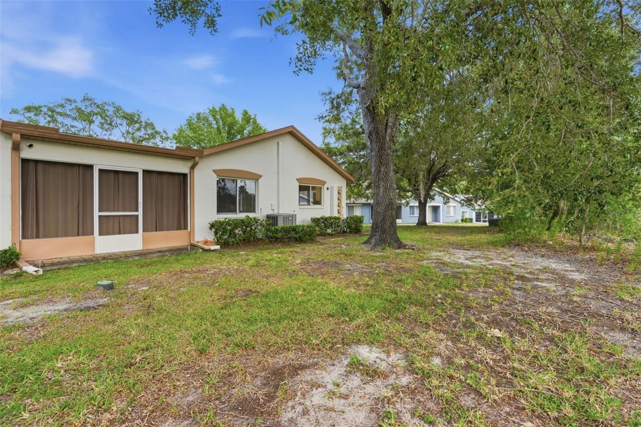 8175 Sturbridge Court , Unit 8175, Weeki Wachee, FL 34613 Photo