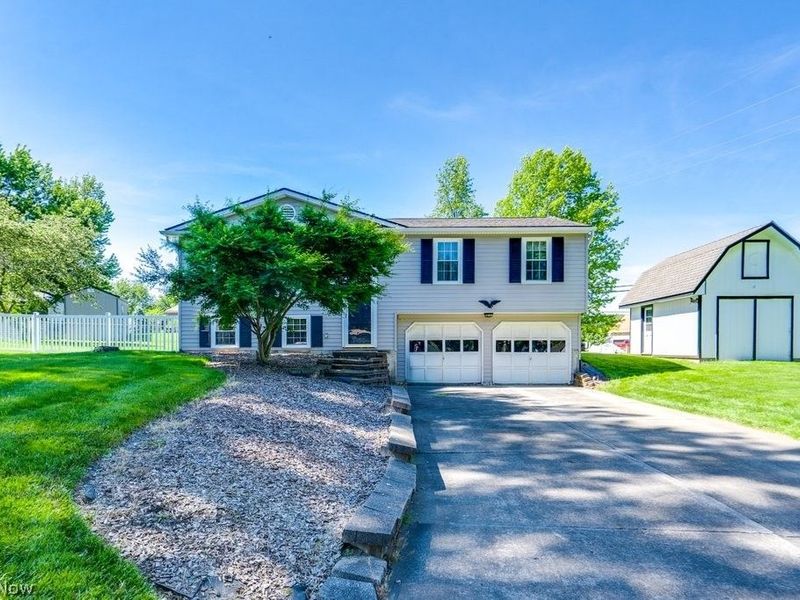 8600 Zion Circle NW, Massillon, OH 44646 Photo 3