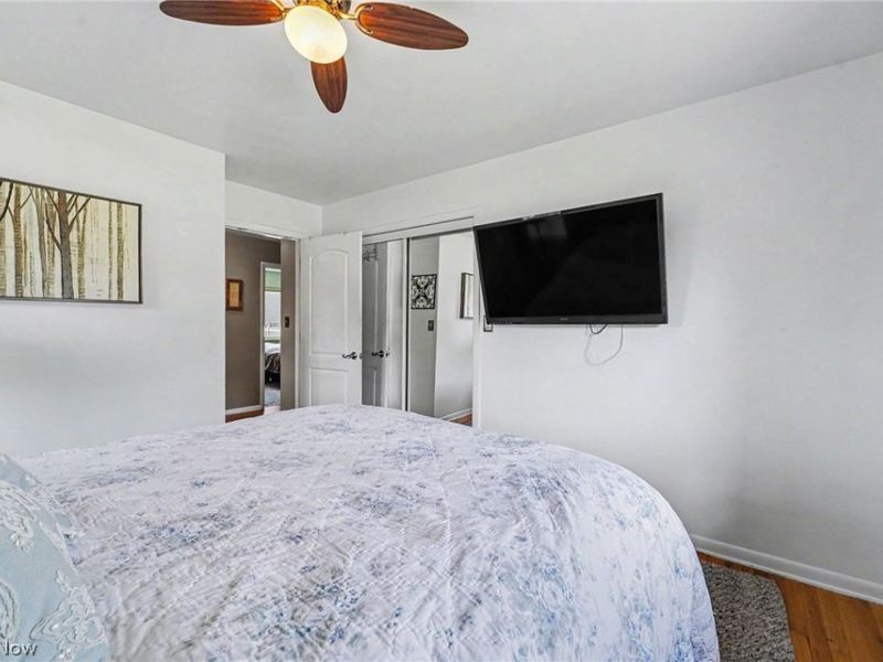 272 N Skyline Drive , Seven Hills, OH 44131 Photo 13