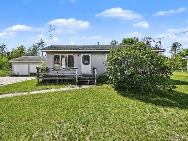 561 Pembroke Drive, Grayling, MI 49738
