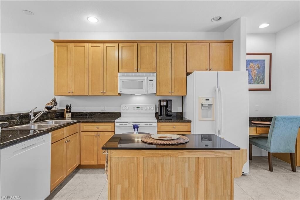 9118 Chula Vista St , Unit 12002, Naples, FL 34113 Photo