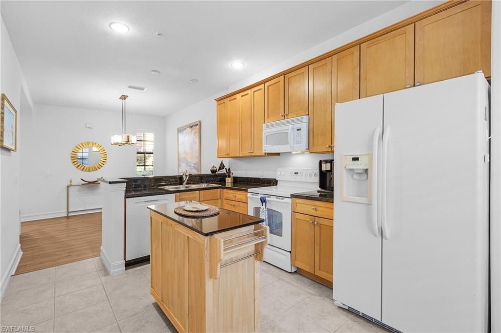 9118 Chula Vista St , Unit 12002, Naples, FL 34113 Photo