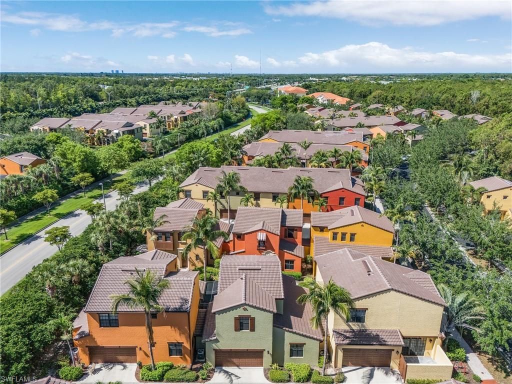 9118 Chula Vista St , Unit 12002, Naples, FL 34113 Photo
