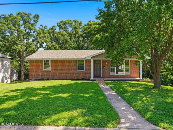 2117 MELODY DRIVE, Jefferson City, MO 65109