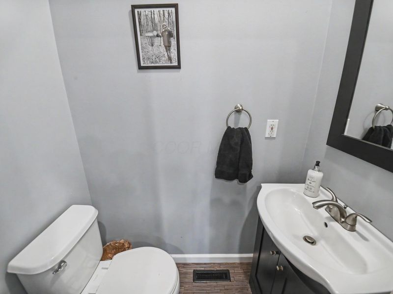 9400 Pleasant Valley Road , Mount Vernon, OH 43050 Photo 33