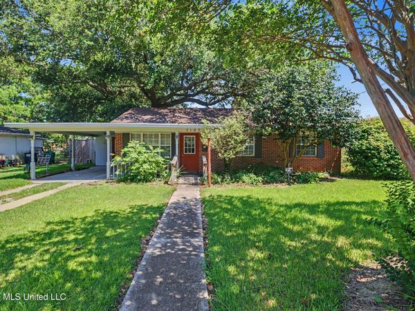 2187 Collins Boulevard, Gulfport, MS 39507