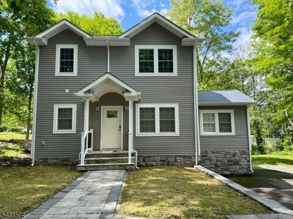 9 Beaver Trl, Hardyston, NJ 07460