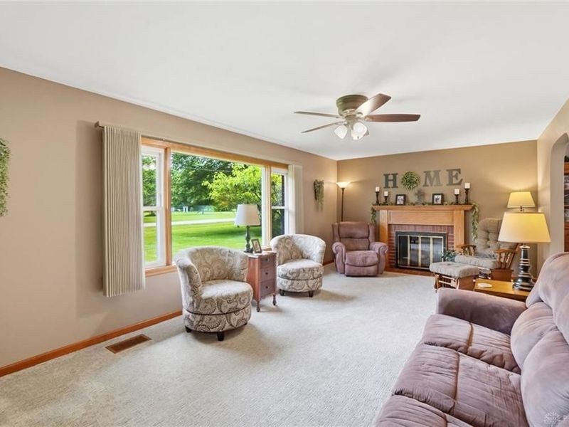 316 S Tecumseh Road, Bethel Township, OH 45506 Photo 12