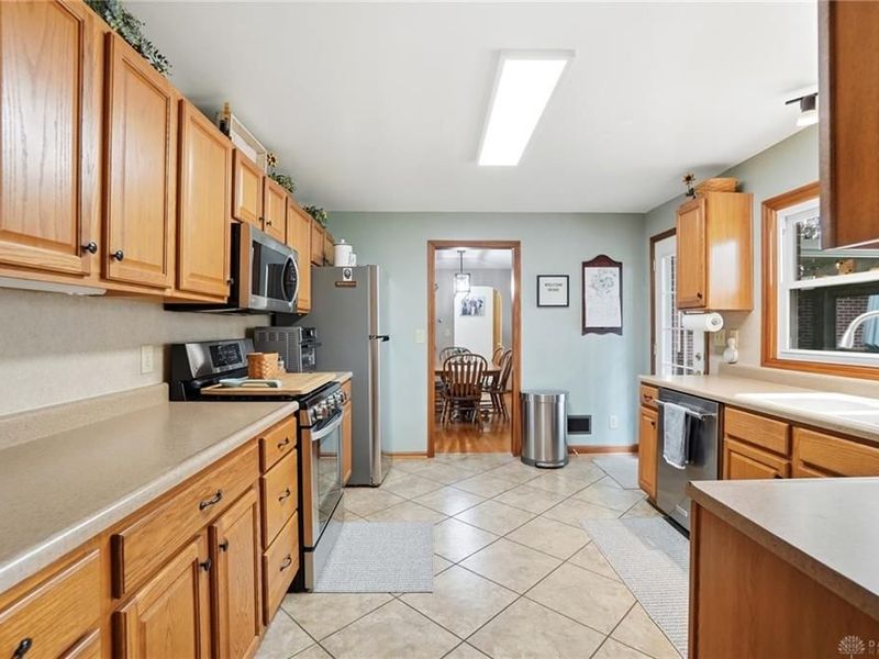316 S Tecumseh Road, Bethel Township, OH 45506 Photo 24