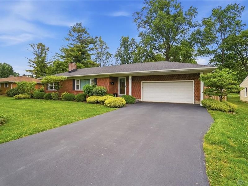 316 S Tecumseh Road, Bethel Township, OH 45506 Photo 7