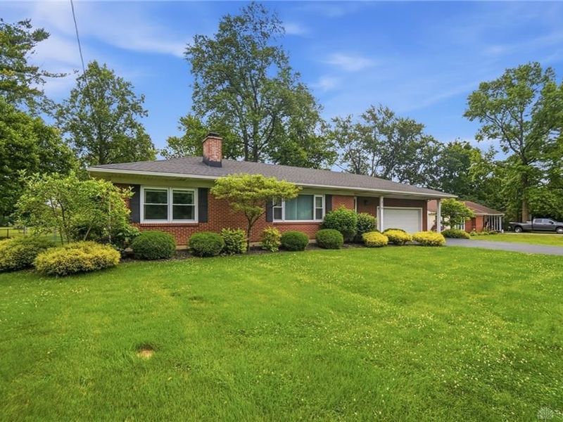 316 S Tecumseh Road, Bethel Township, OH 45506 Photo 8