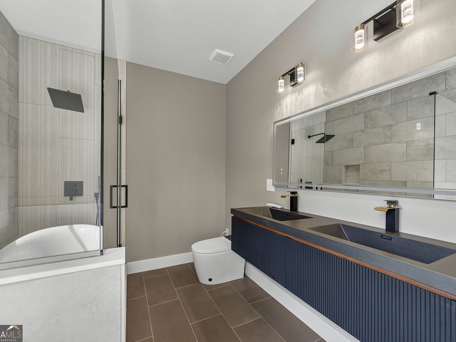 Property Image 64