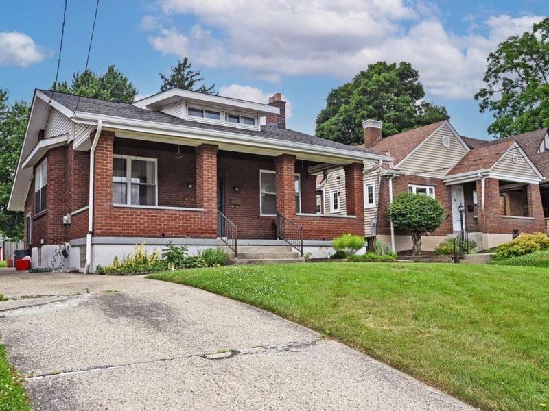 3915 Taft Avenue, Cincinnati, OH 45211 Photo 2
