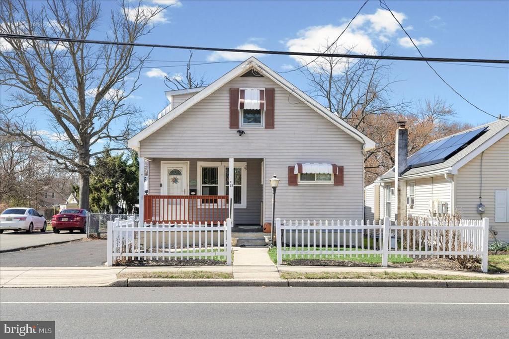21 Buttonwood Drive, Ewing, NJ 08638 Main Photo