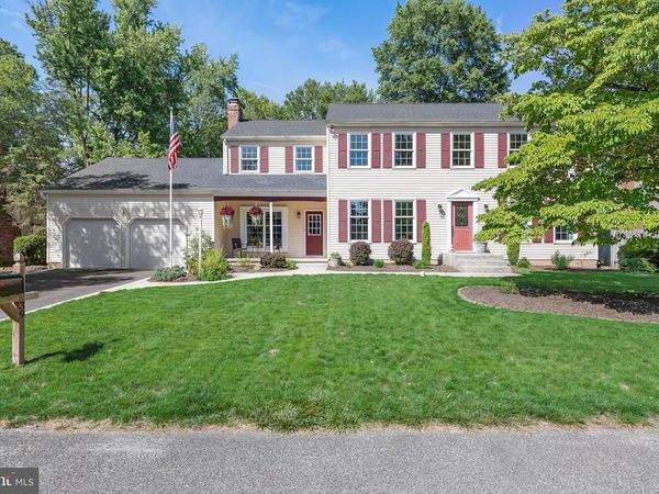 39 COCHISE CIRCLE, MEDFORD LAKES, NJ 08055