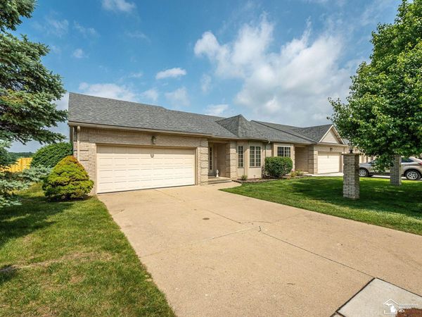 1611 Tony Court, Monroe, MI 48162