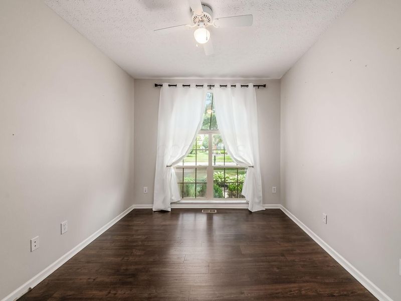 659 Lindridge Drive, Galloway, OH 43119 Photo 5