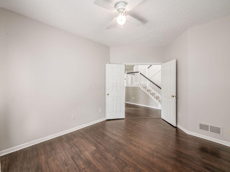 659 Lindridge Drive, Galloway, OH 43119 Photo 6