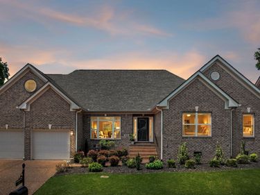 624 Collinscrest Ct, Nashville, TN 37221