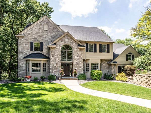 4015 Hosford Hills Road, Eagan, MN 55123