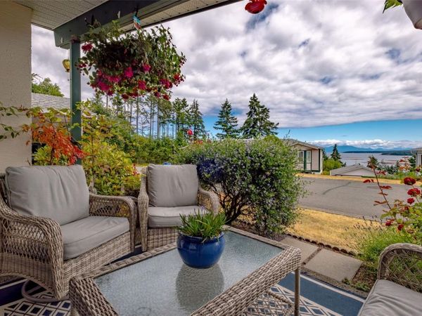 185 Bowlsby St , Nanaimo, BC V9R 5K1