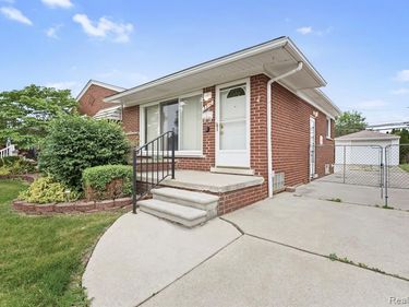 3310 Maidstone Street, Trenton, MI 48183